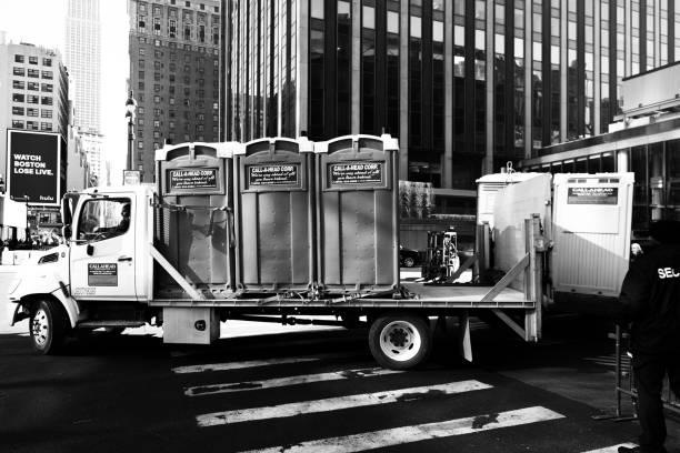 Best Sanitation services for porta potties  in Eldridge, IA
